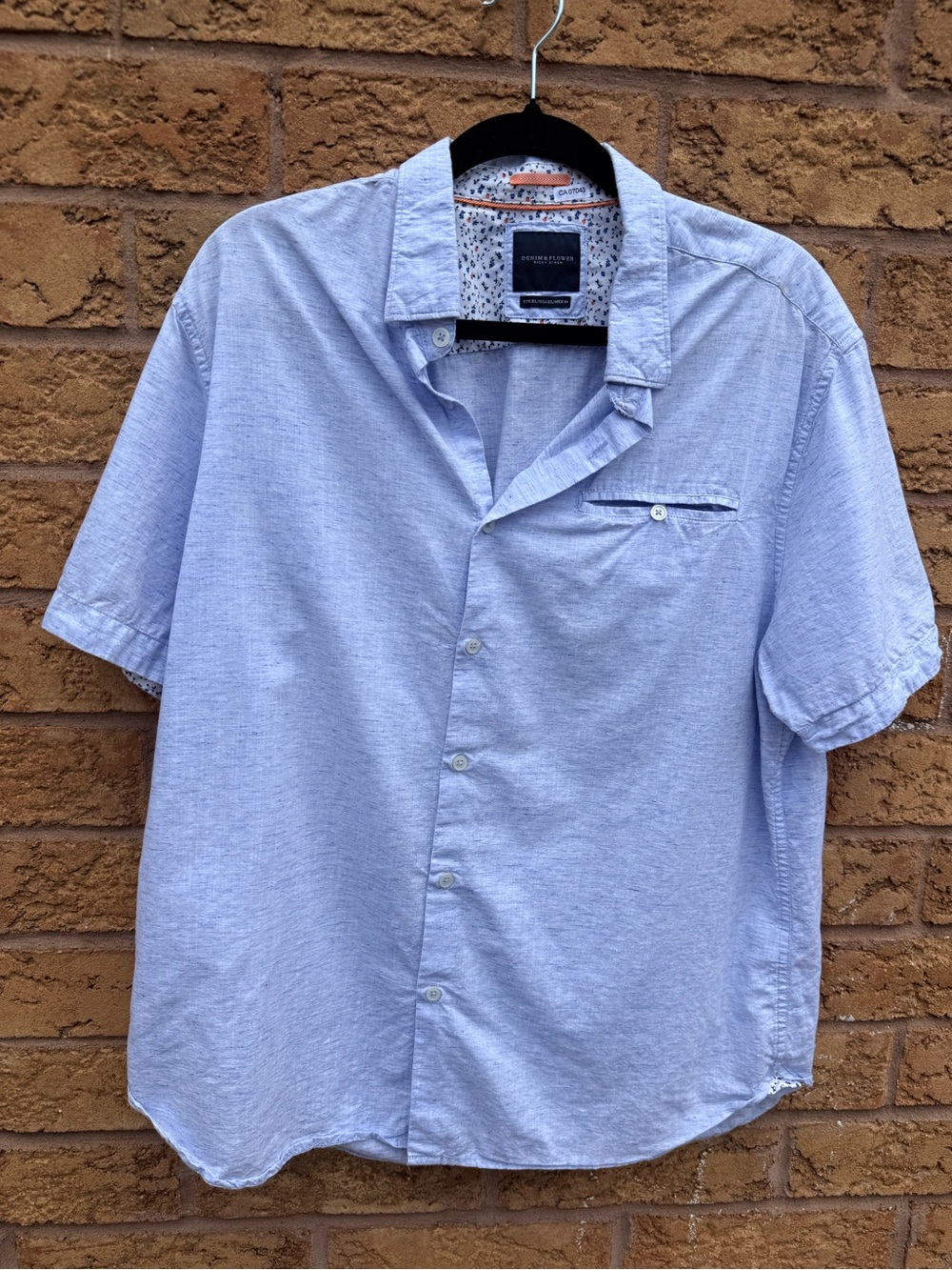 4/$25 • Denim & Flower Ricky Singh Short-Sleeve Casual Button-Up Shirt